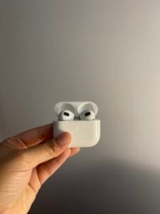 AirPods